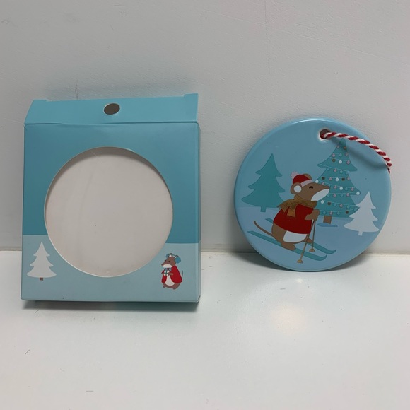 David’s Tea collectible ornament Christmas tree blue with skiing mouse - Picture 6 of 7